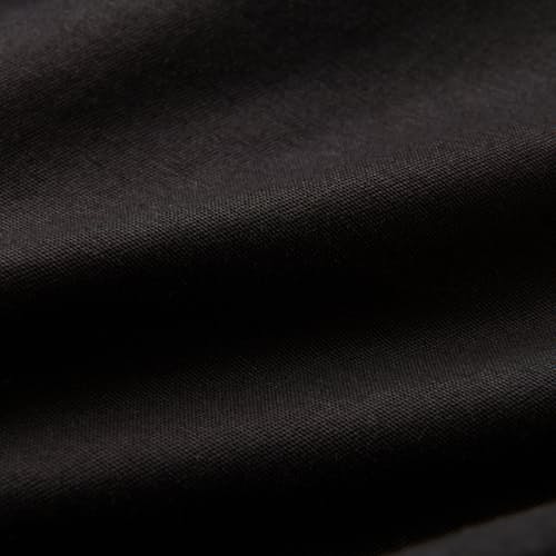 laydown detail image of Layover Traveler Short - 7.5"