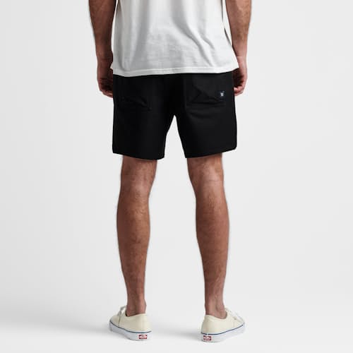 on model image of Layover Traveler Short - 7.5"