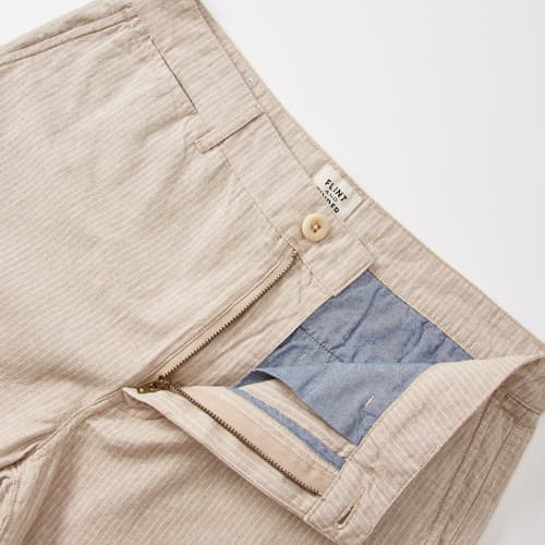laydown detail image of 365 Cotton Linen Short - 7"