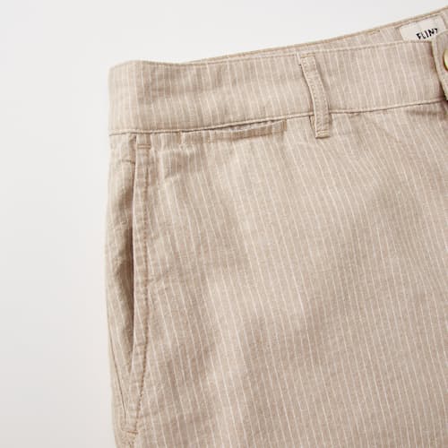 laydown detail image of 365 Cotton Linen Short - 7"