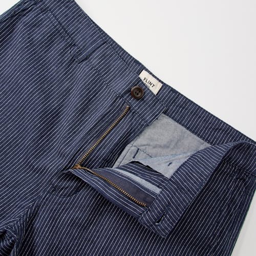 laydown detail image of Cotton Linen Short - 7"