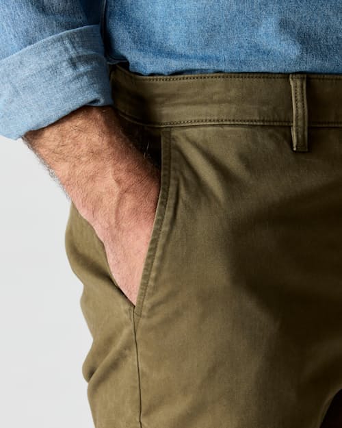 on model image of 365 Chino Short - 5"