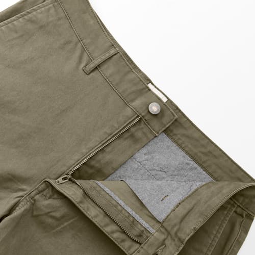 laydown detail image of 365 Chino Short - 5"