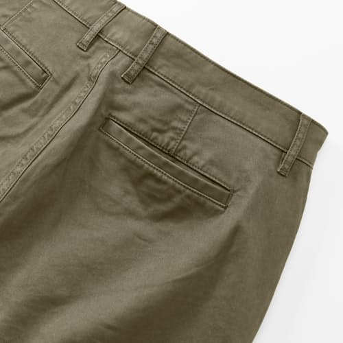 laydown detail image of 365 Chino Short - 5"