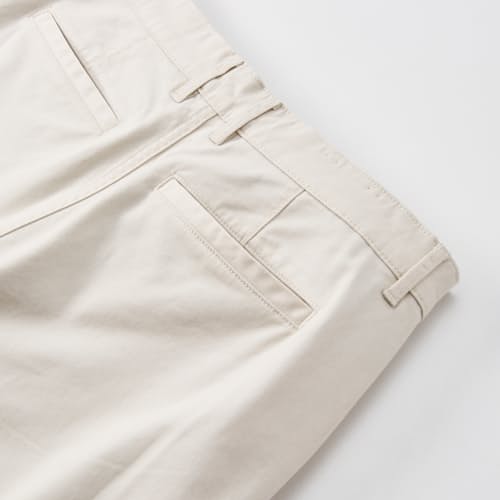 laydown detail image of 365 Chino Short - 5"