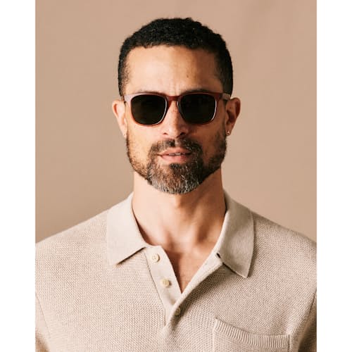 on model image of Weekenders Sunglasses
