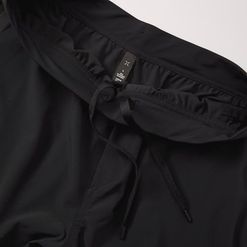 laydown image of Interval Unlined Short - 5"