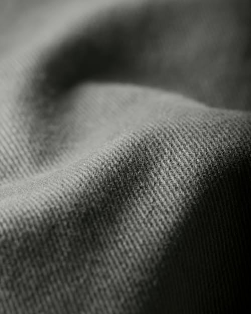 laydown detail image of 365 Chino Short - 5"