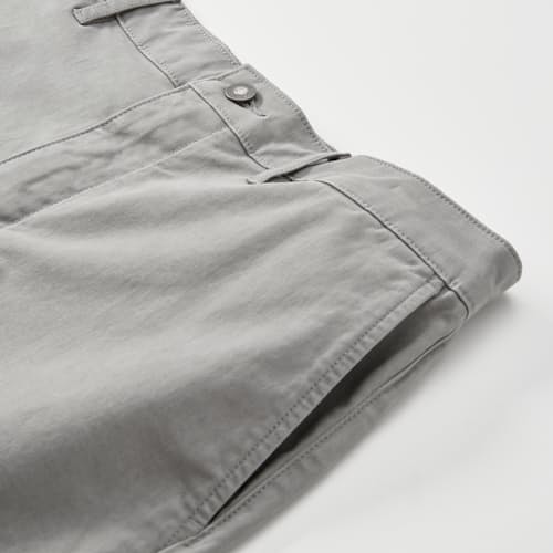 laydown detail image of 365 Chino Short - 5"