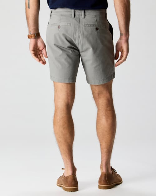 on model image of 365 Chino Short - 7"