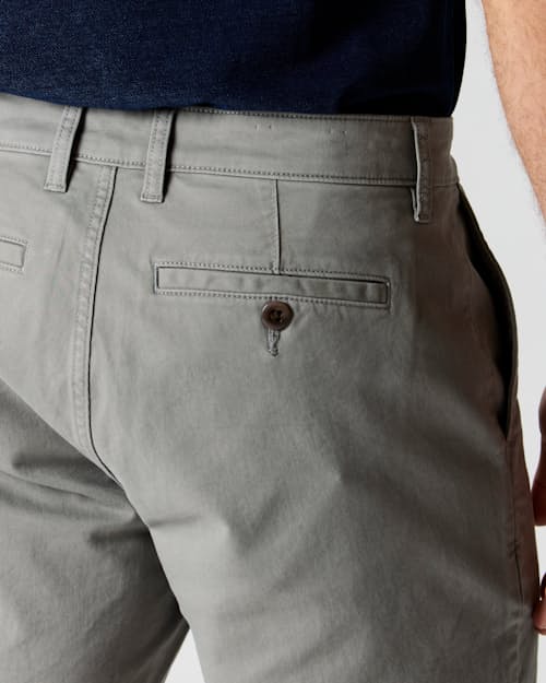 on model image of 365 Chino Short - 7"