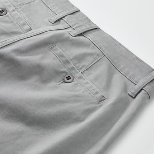 laydown detail image of 365 Chino Short - 9"