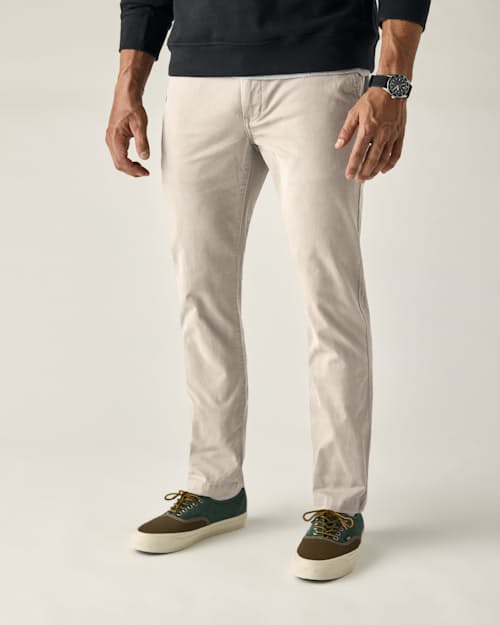 on model image of 365 Chino Pant - HB Slim