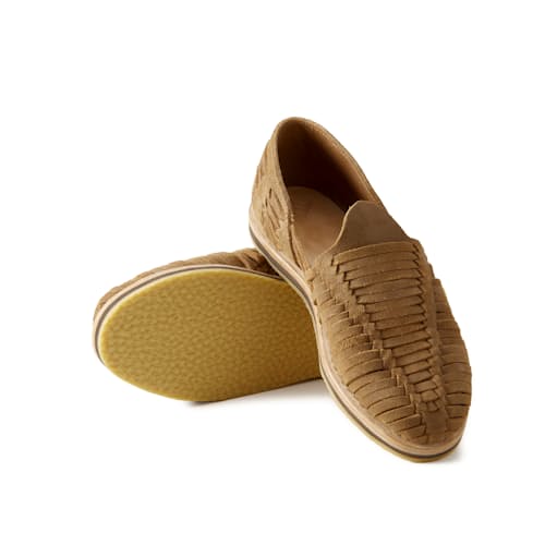 laydown image of Huarache
