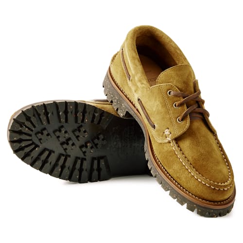 laydown image of Italian Land Barca With Lug Sole