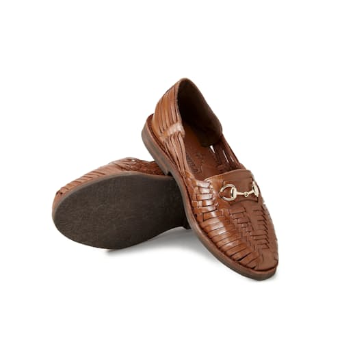 laydown image of Bocado Bit Huarache