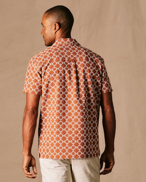 on model image of Dobby Camp Collar Shirt