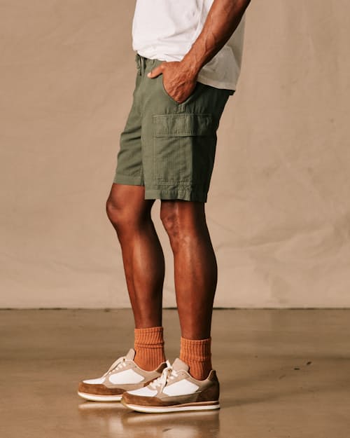 on model image of Linen Ripstop Utility Cargo Short