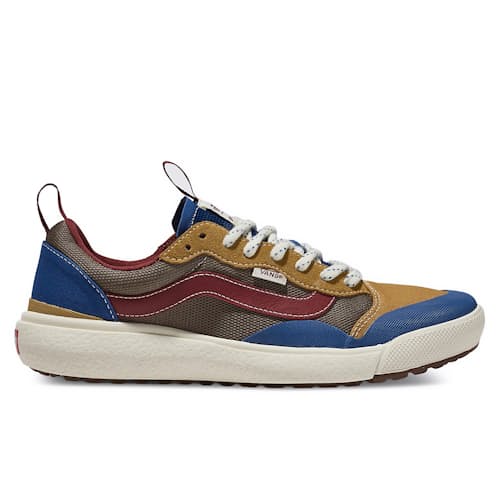laydown image of Ultrarange Exo SE Sneaker