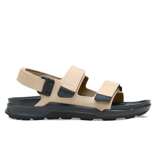 laydown image of Tatacoa Sandal