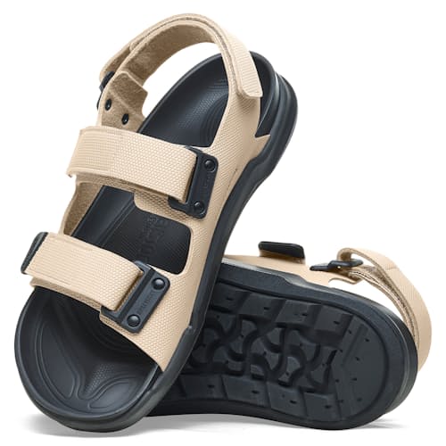laydown image of Tatacoa Sandal