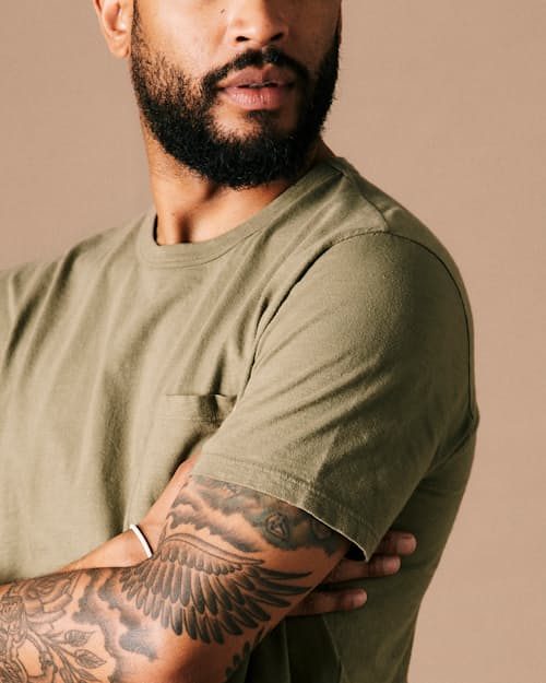 Gregory is 6'1", 175 lbs, and wearing size M in White