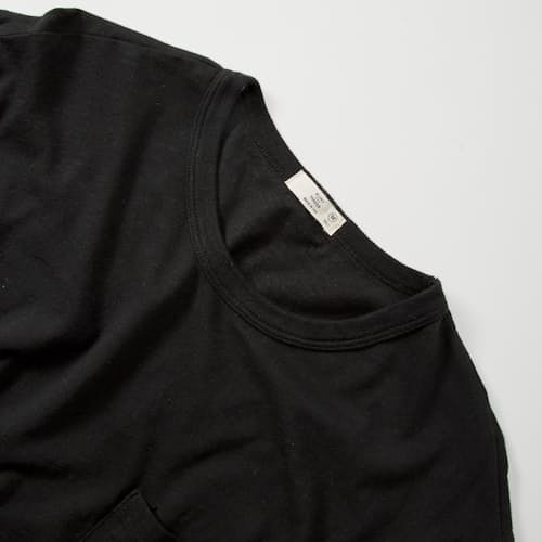 laydown detail image of The Vintage Slub Pocket T-Shirt - Tall