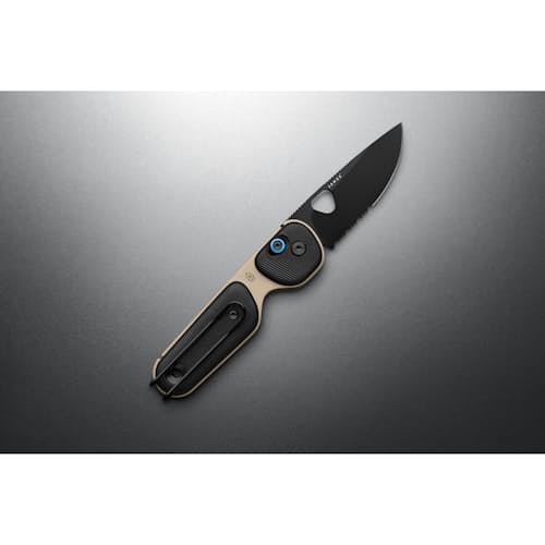 lifestyle image of The Redstone Pocket Knife