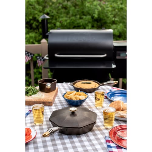 lifestyle image of 12" Skillet