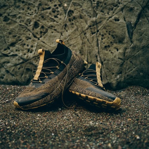 lifestyle image of Veloce Kevlar Trail Running Shoe