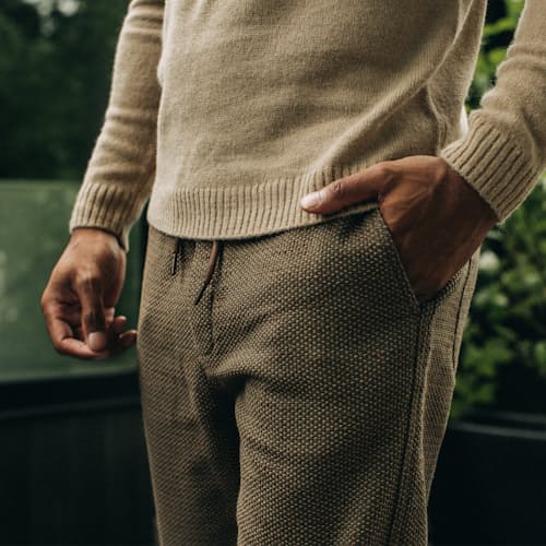 lifestyle image of The Apres Sashiko Pant