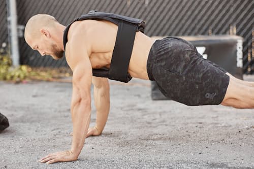 lifestyle image of Weight Training Vest 2.0