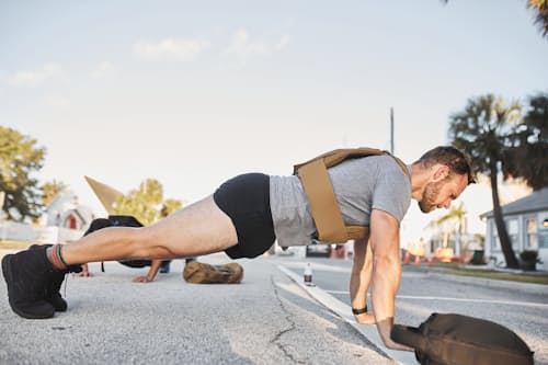 lifestyle image of Weight Training Vest 2.0