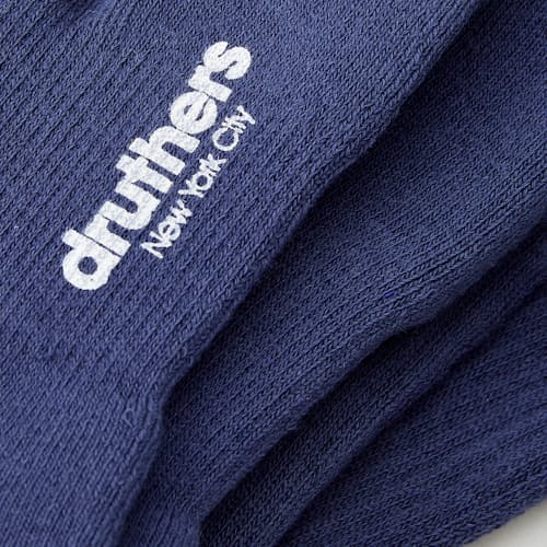 laydown detail image of Organic Cotton Everyday Crew Socks