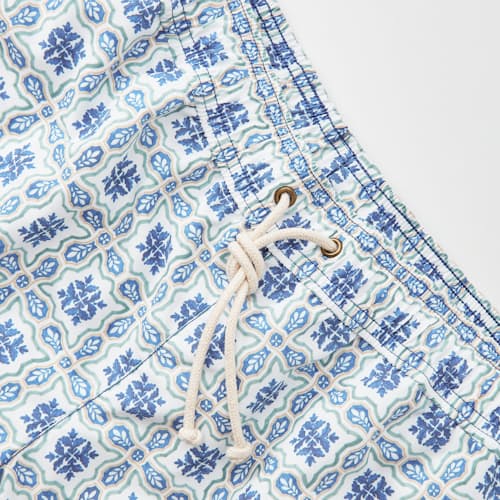 laydown detail image of Mediterranean Swim Shorts - 5"