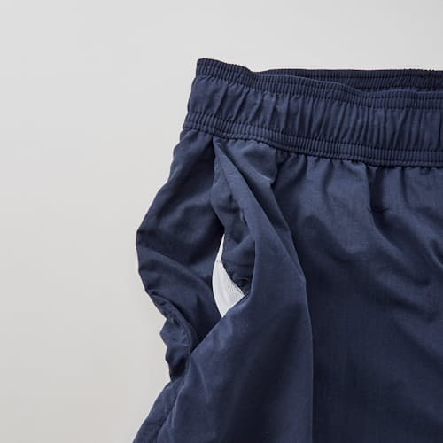 laydown detail image of Italian Classic Swim Shorts - 5"