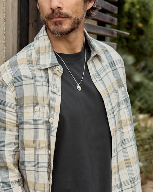John is 6'0", 170lbs, and wearing size M