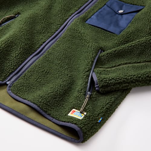 laydown detail image of Vardag Pile Fleece Jacket
