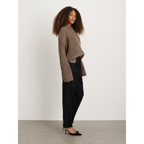 on model image of Women's Normandie Alpaca Sweater