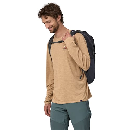 on model image of Black Hole Backpack - 25L