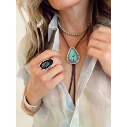lifestyle image of Women's Shadow Box Ring