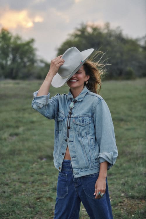 lifestyle image of Turquoise Drop Bolo Tie