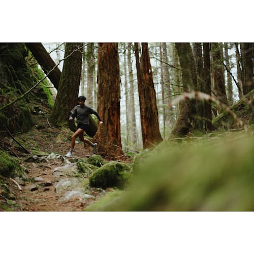 lifestyle image of 001 Trail Running Sneaker