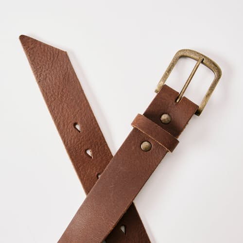 laydown detail image of Vintage Leather Belt
