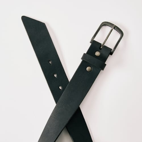 laydown detail image of Vintage Leather Belt