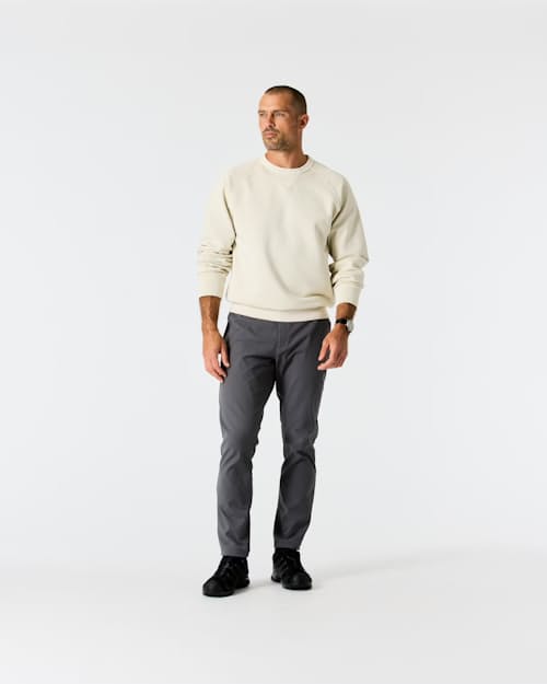 Zac is 6'0", 175lbs, and wearing size 32x32 in Slate Grey
