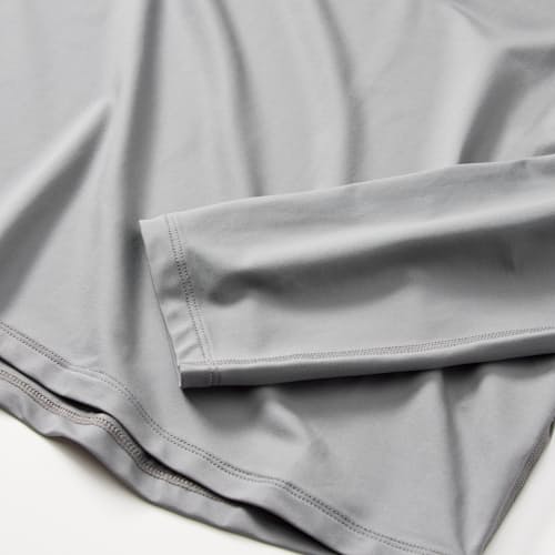 laydown detail image of Lightweight Performance Long Sleeve