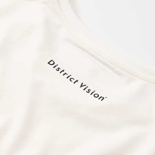 laydown detail image of Lightweight Performance Long Sleeve
