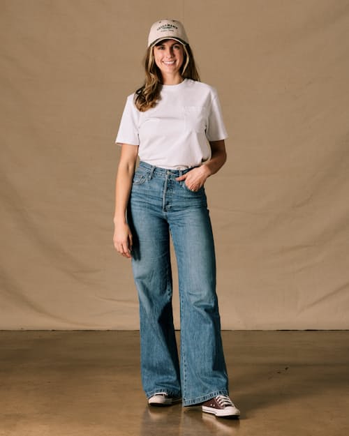 Grace is 5'9", 135lbs, and wearing size S