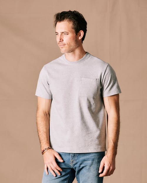 Anthony is 6'2", 187 lbs, and wearing a size M